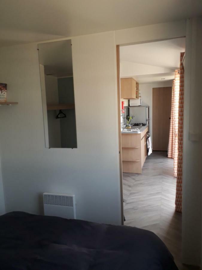 Mobilhom Herve Hotell Condrieu Exteriör bild